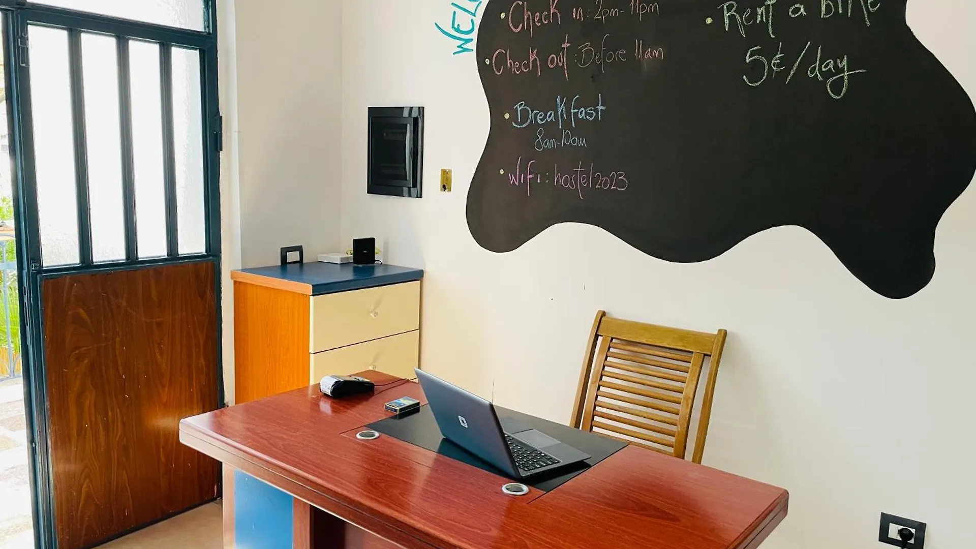 Adriatic Hostel Vlora 0*, Vlore